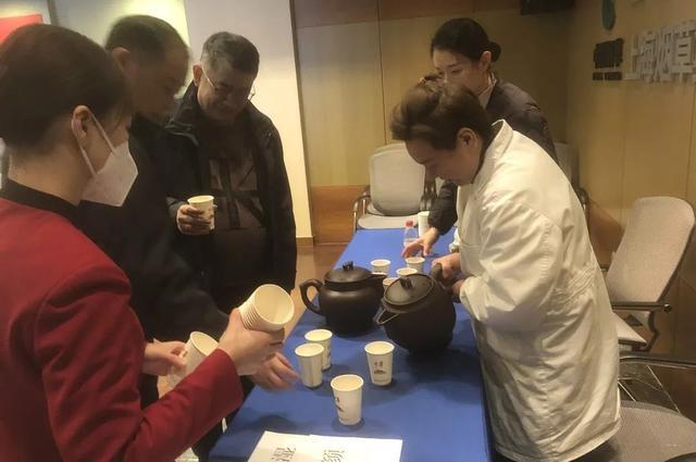 家庭醫(yī)生來了！為職工們送上“專屬”健康服務(wù)(圖4)