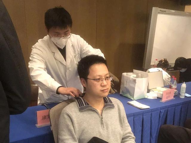家庭醫(yī)生來了！為職工們送上“專屬”健康服務(wù)(圖3)